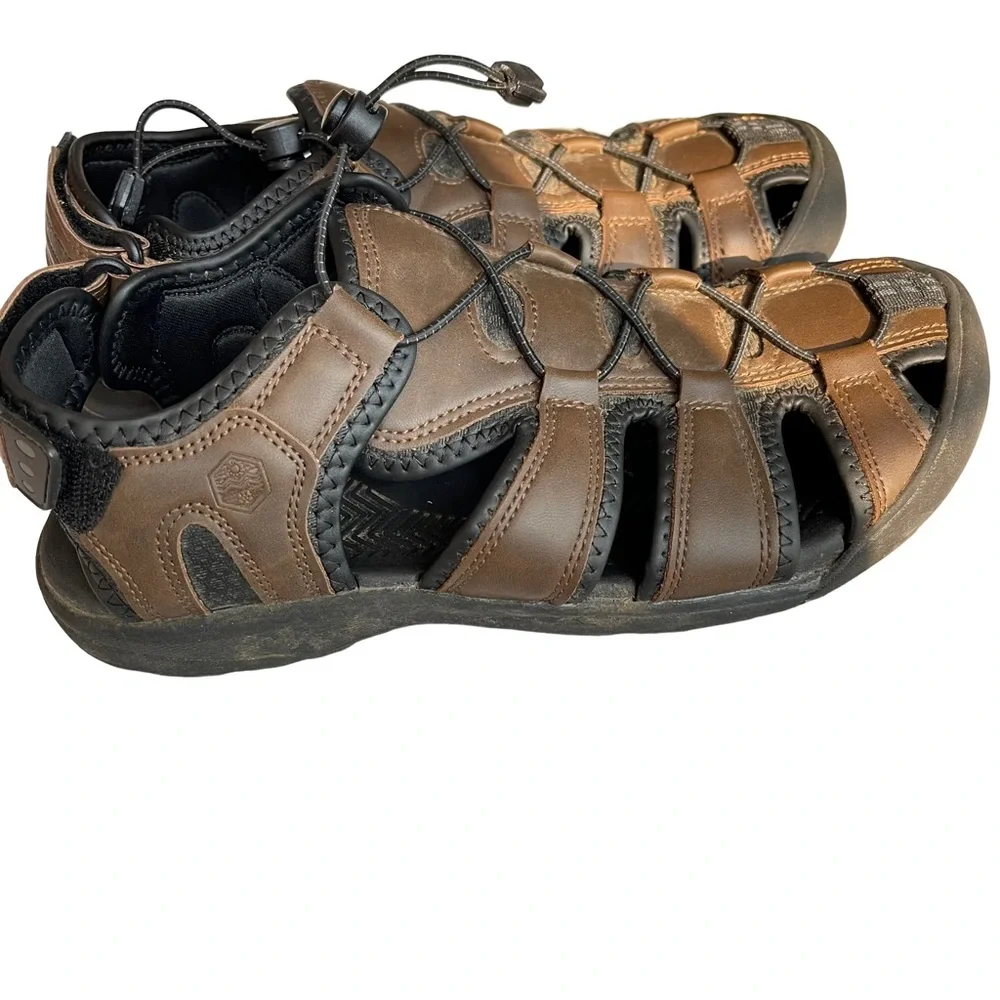 KHOMBU Brown Faux Leather Water and Hiking Sandal. Like new size 8